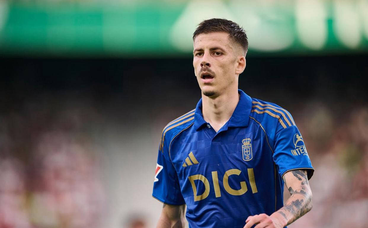 29岁AC米兰名将在西甲闪耀:一剑封喉,率队5场不败,逼近前四名 29岁AC米兰名将在西甲闪耀:一剑封喉,率队5场不败,逼近前四名